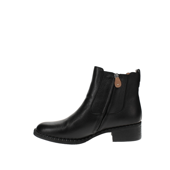 Gentle Souls By Kenneth Cole | Best Buckle Chelsea Boots | Black - Picture 6 of 9